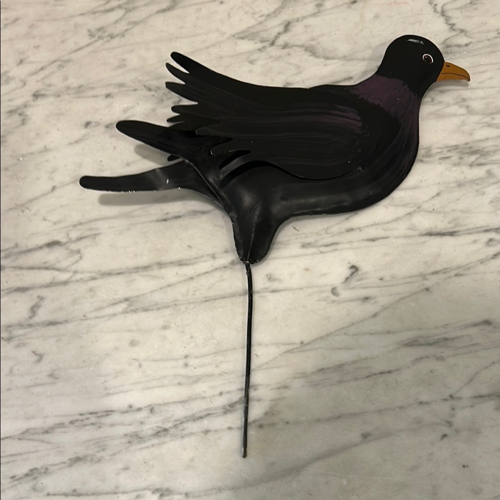 Black Decorative Bird Garden Stake - Pet Bird Décor
